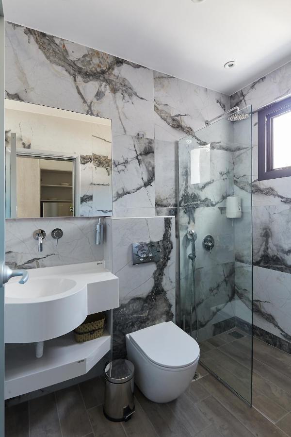 Albatros Luxury Suites Vrasná Zewnętrze zdjęcie