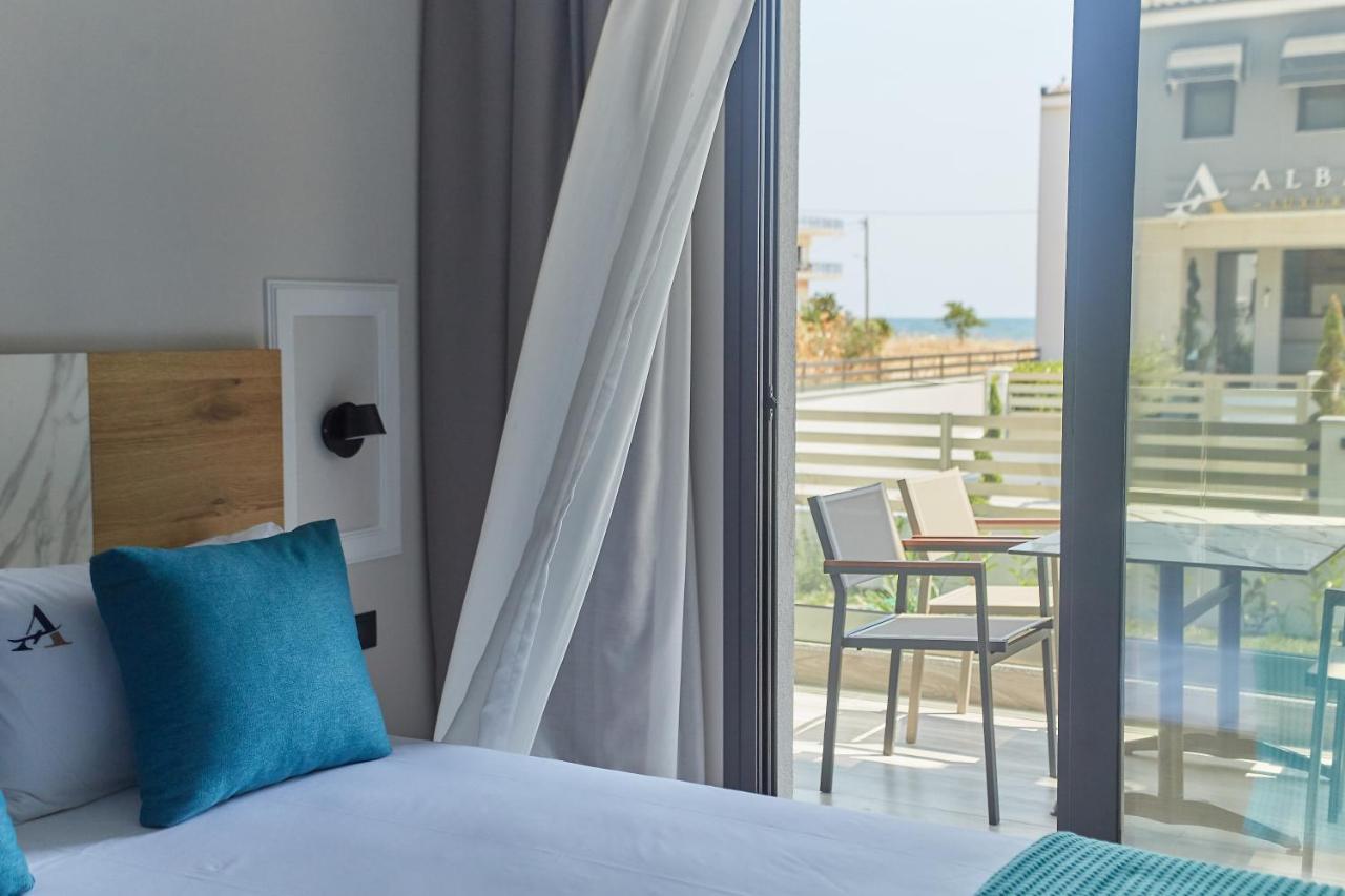 Albatros Luxury Suites Vrasná Zewnętrze zdjęcie