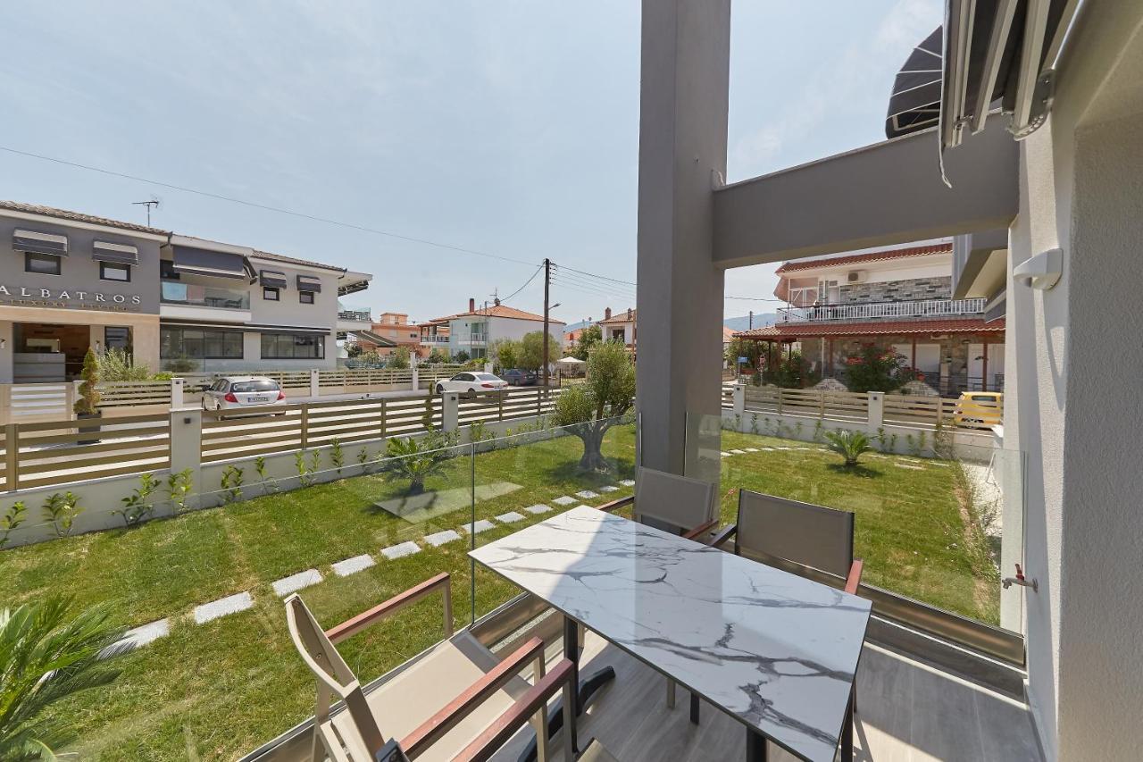 Albatros Luxury Suites Vrasná Zewnętrze zdjęcie