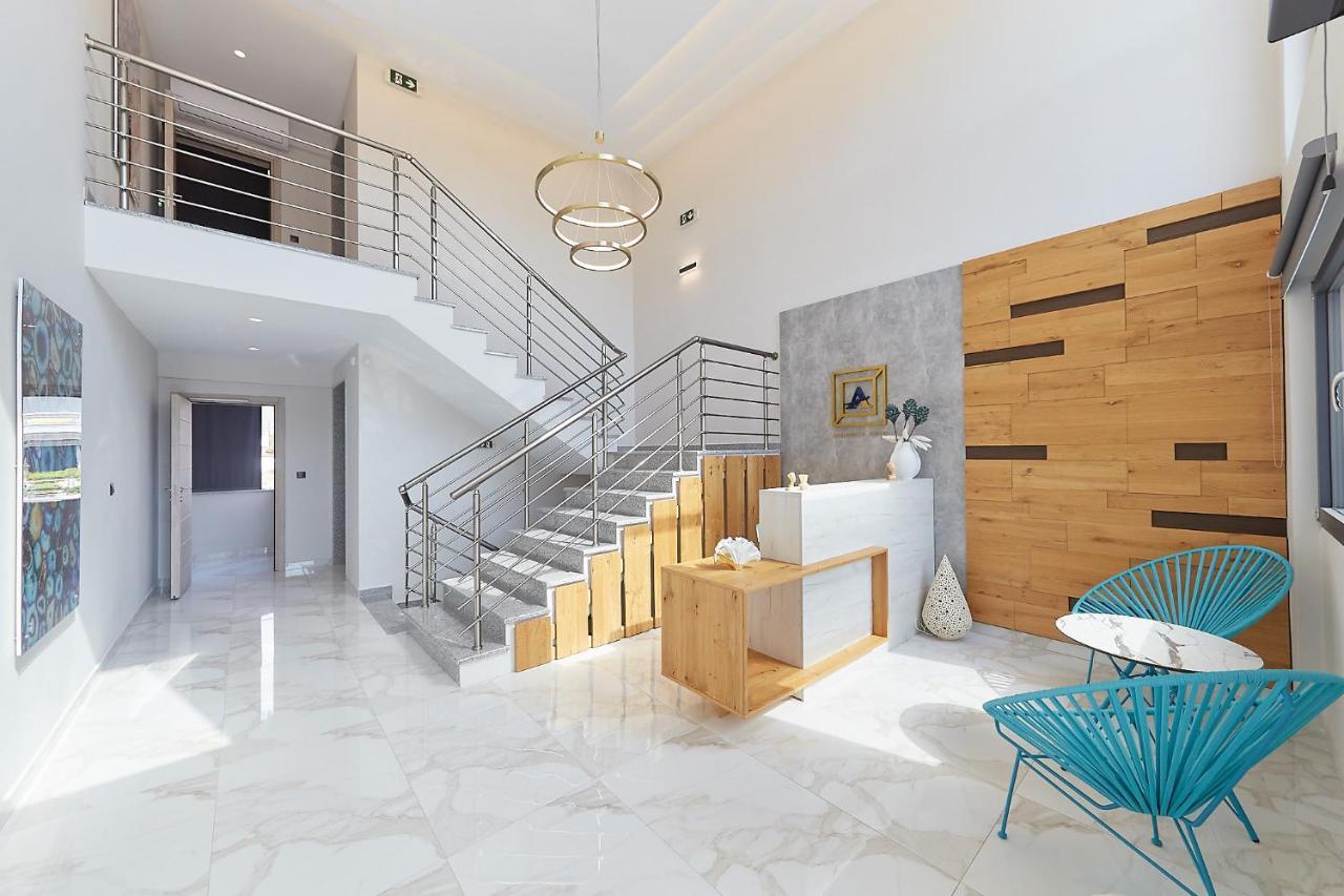 Albatros Luxury Suites Vrasná Zewnętrze zdjęcie
